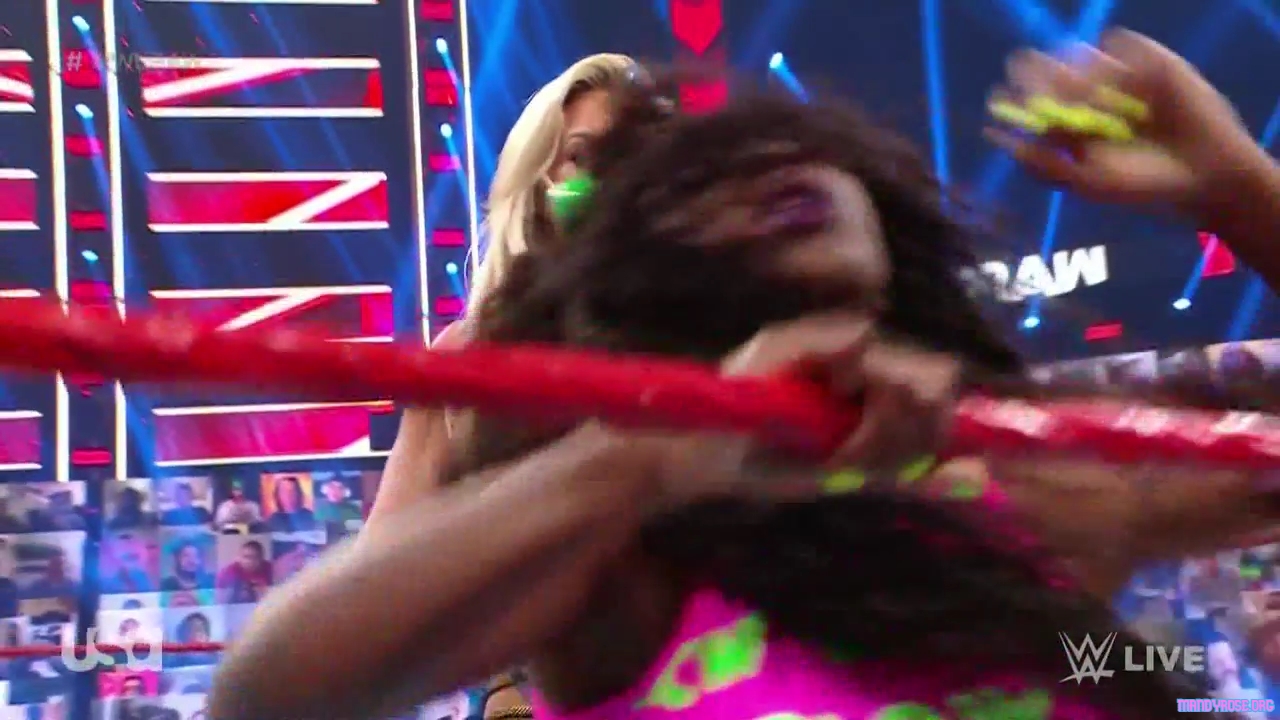 WWE_Monday_Night_Raw_2021_05_31_720p_HDTV_x264-NWCHD_mp40147.jpg