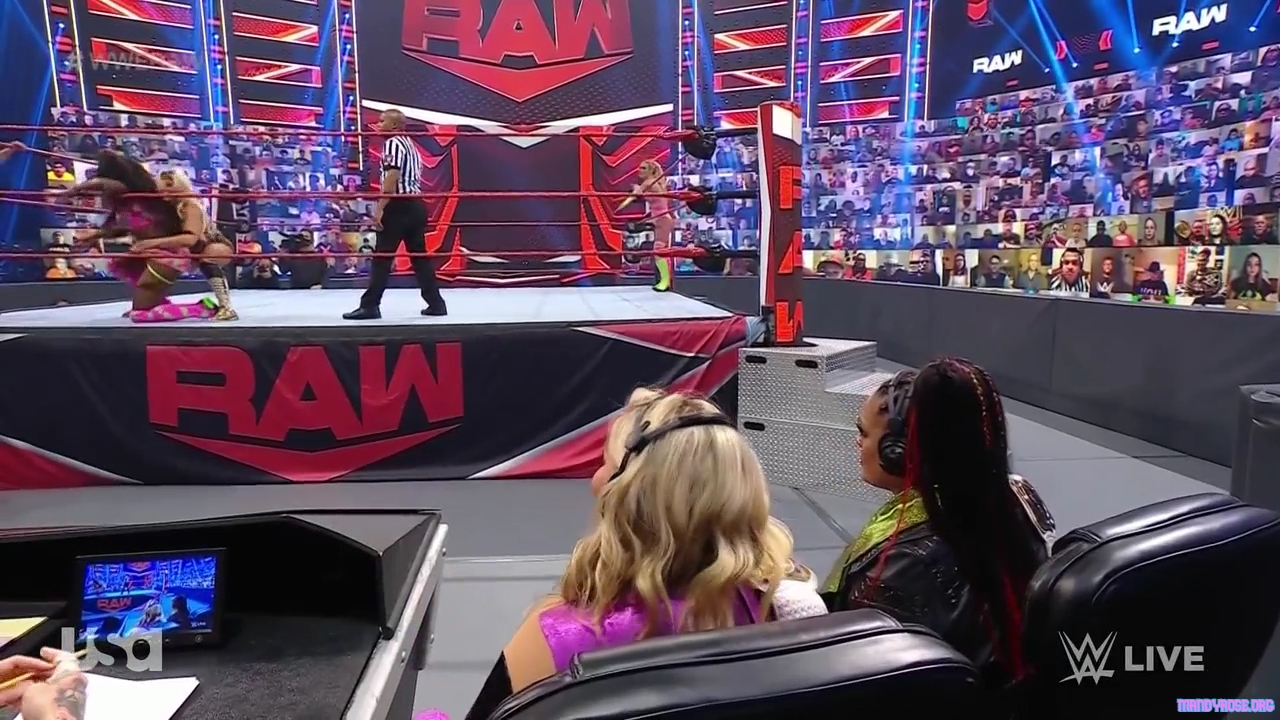 WWE_Monday_Night_Raw_2021_05_31_720p_HDTV_x264-NWCHD_mp40153.jpg