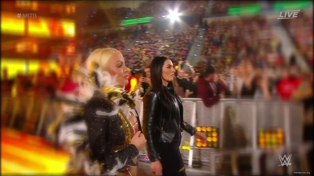 WWE_Money_In_The_Bank_2019_PPV_720p_WEB_h264-HEEL_mp40011.jpg