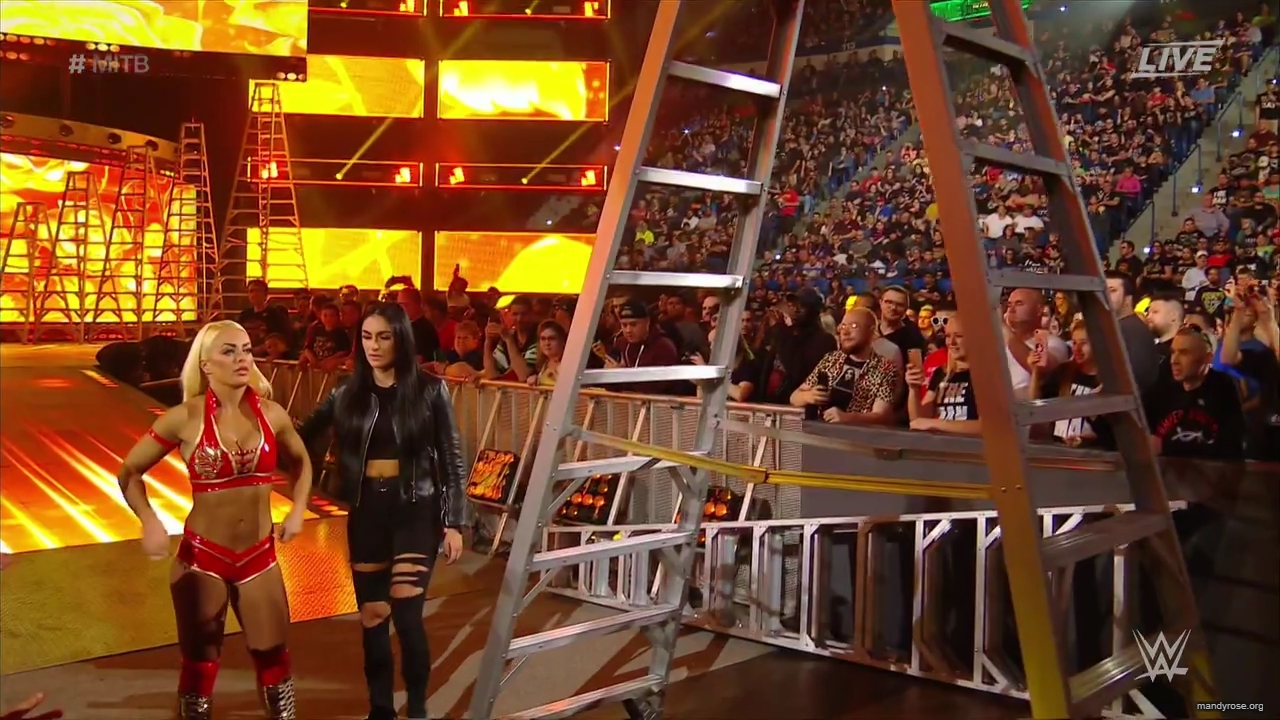WWE_Money_In_The_Bank_2019_PPV_720p_WEB_h264-HEEL_mp40018.jpg