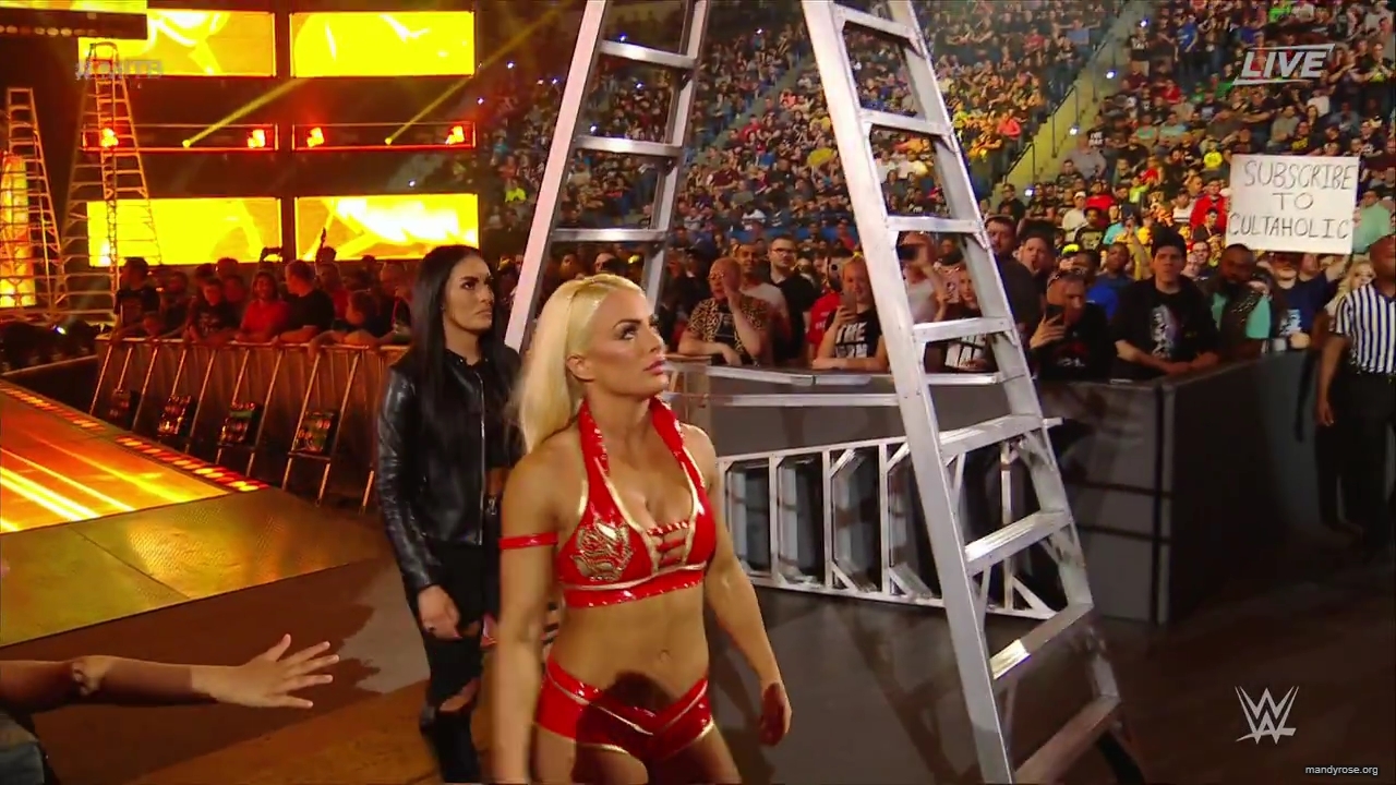 WWE_Money_In_The_Bank_2019_PPV_720p_WEB_h264-HEEL_mp40021.jpg