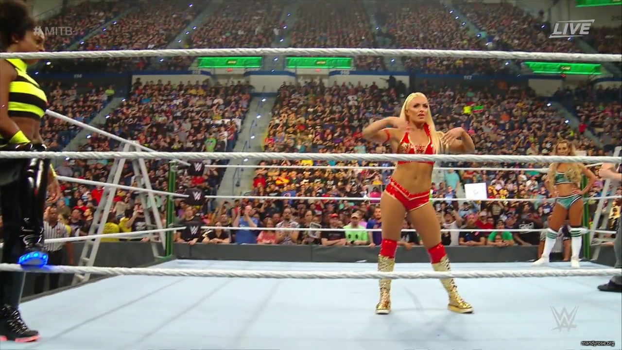 WWE_Money_In_The_Bank_2019_PPV_720p_WEB_h264-HEEL_mp40034.jpg