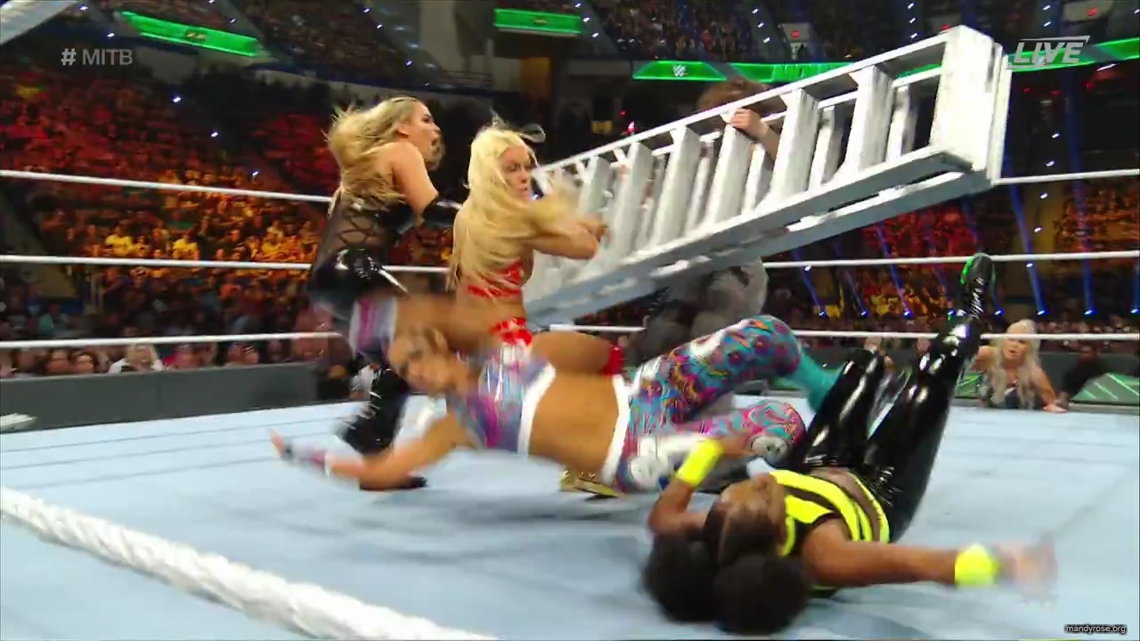 WWE_Money_In_The_Bank_2019_PPV_720p_WEB_h264-HEEL_mp40046.jpg