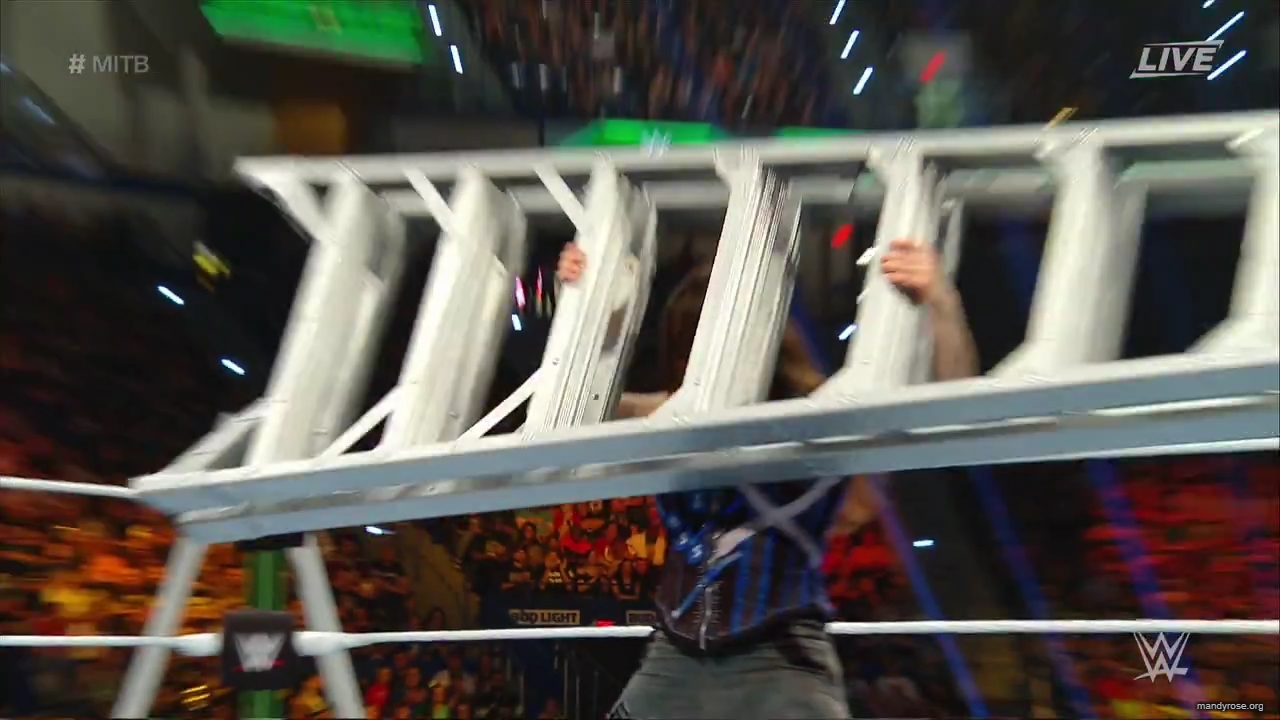 WWE_Money_In_The_Bank_2019_PPV_720p_WEB_h264-HEEL_mp40049.jpg