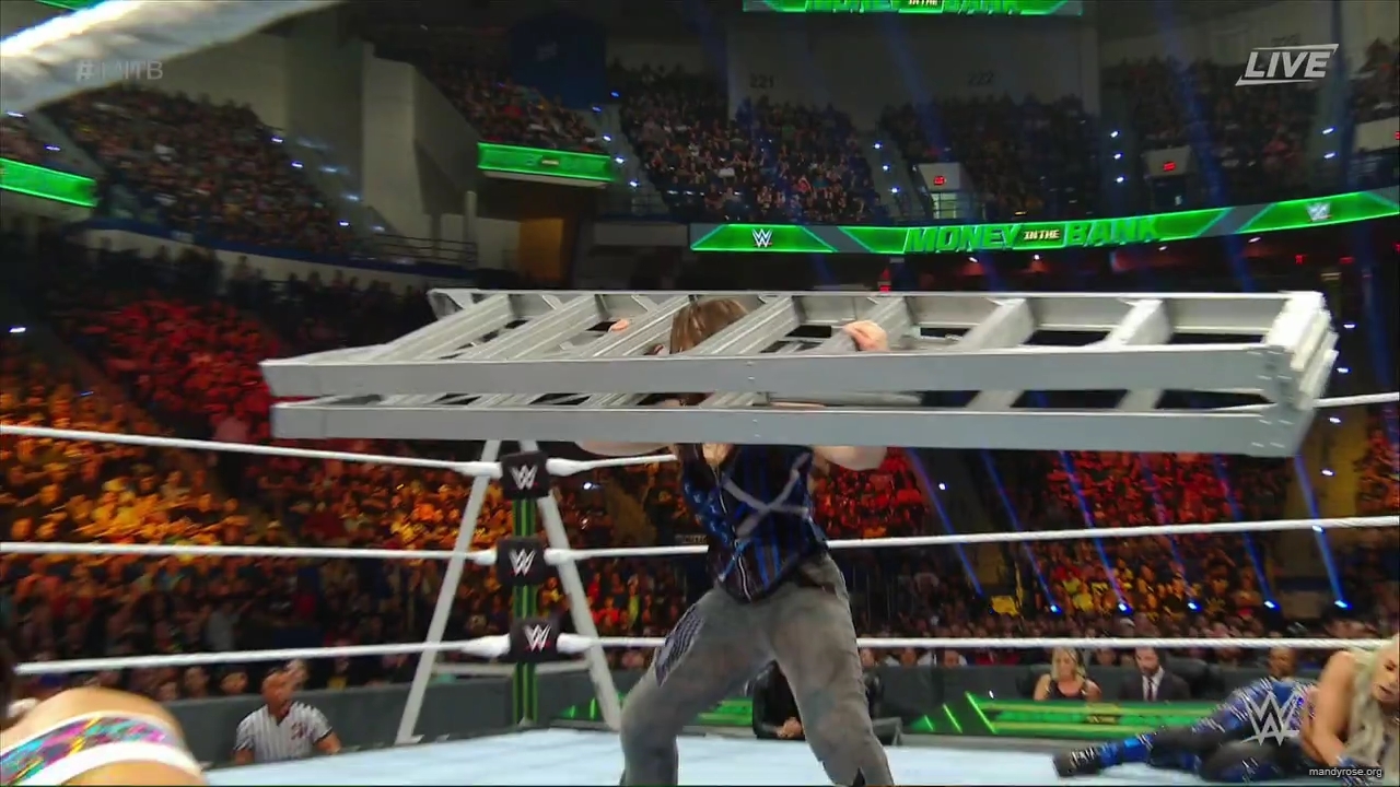 WWE_Money_In_The_Bank_2019_PPV_720p_WEB_h264-HEEL_mp40051.jpg