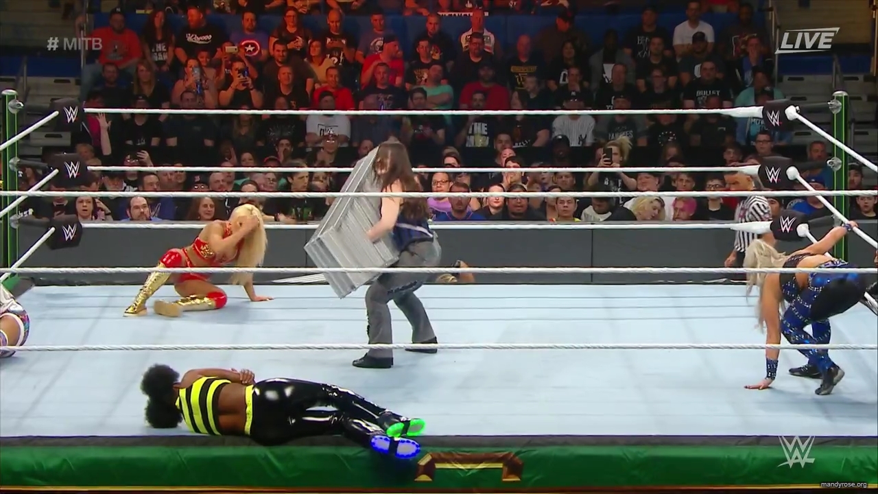 WWE_Money_In_The_Bank_2019_PPV_720p_WEB_h264-HEEL_mp40067.jpg