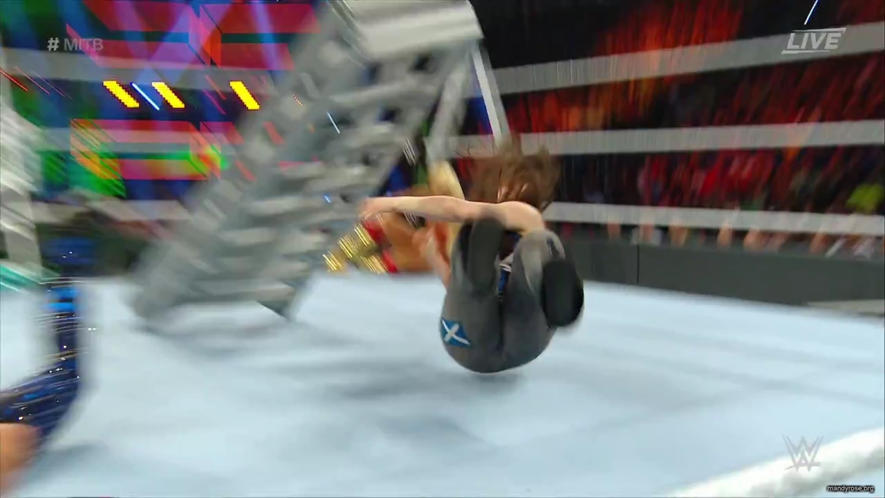 WWE_Money_In_The_Bank_2019_PPV_720p_WEB_h264-HEEL_mp40071.jpg