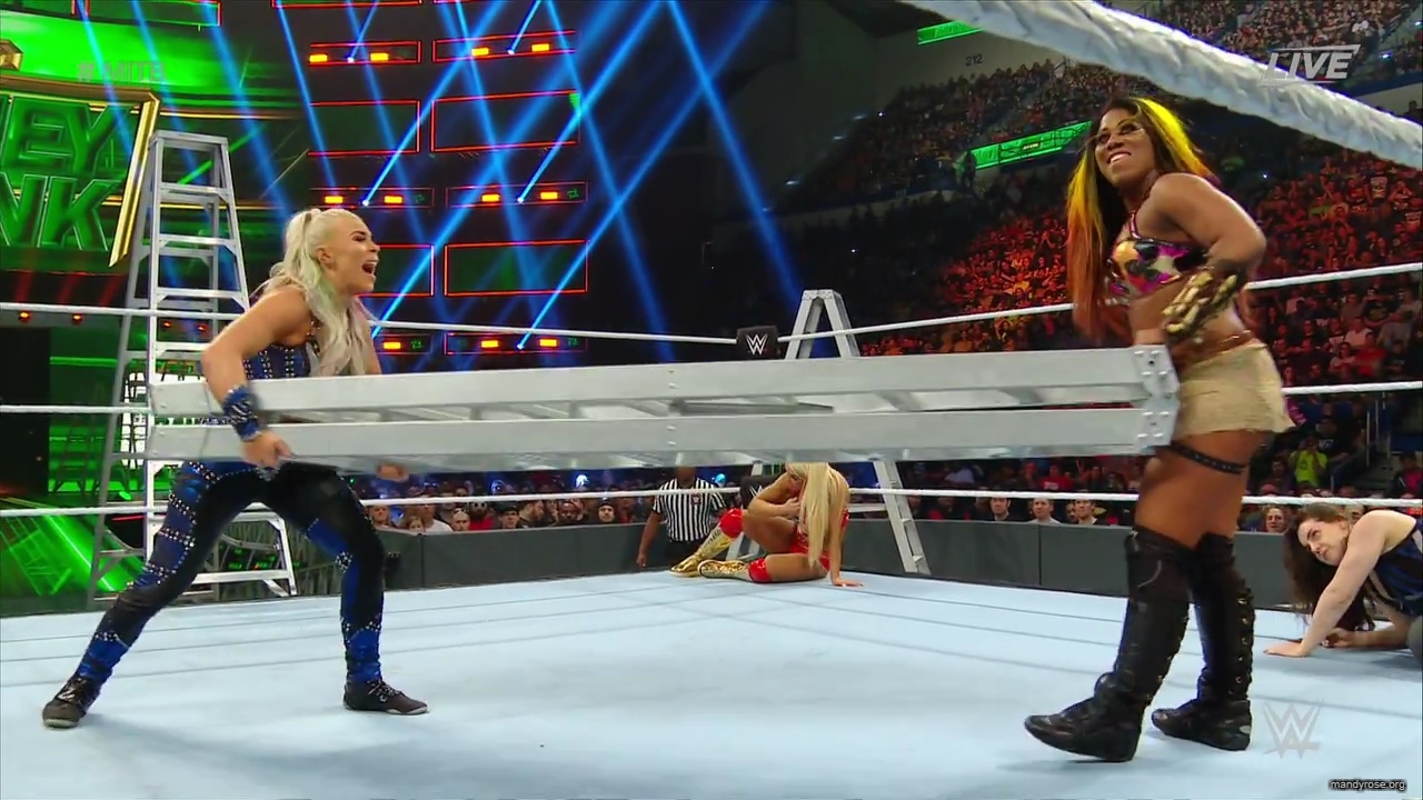WWE_Money_In_The_Bank_2019_PPV_720p_WEB_h264-HEEL_mp40080.jpg