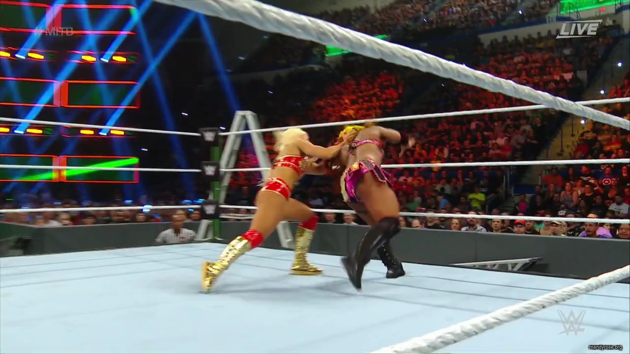 WWE_Money_In_The_Bank_2019_PPV_720p_WEB_h264-HEEL_mp40103.jpg