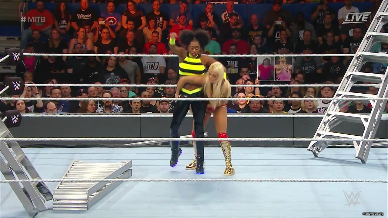 WWE_Money_In_The_Bank_2019_PPV_720p_WEB_h264-HEEL_mp40174.jpg