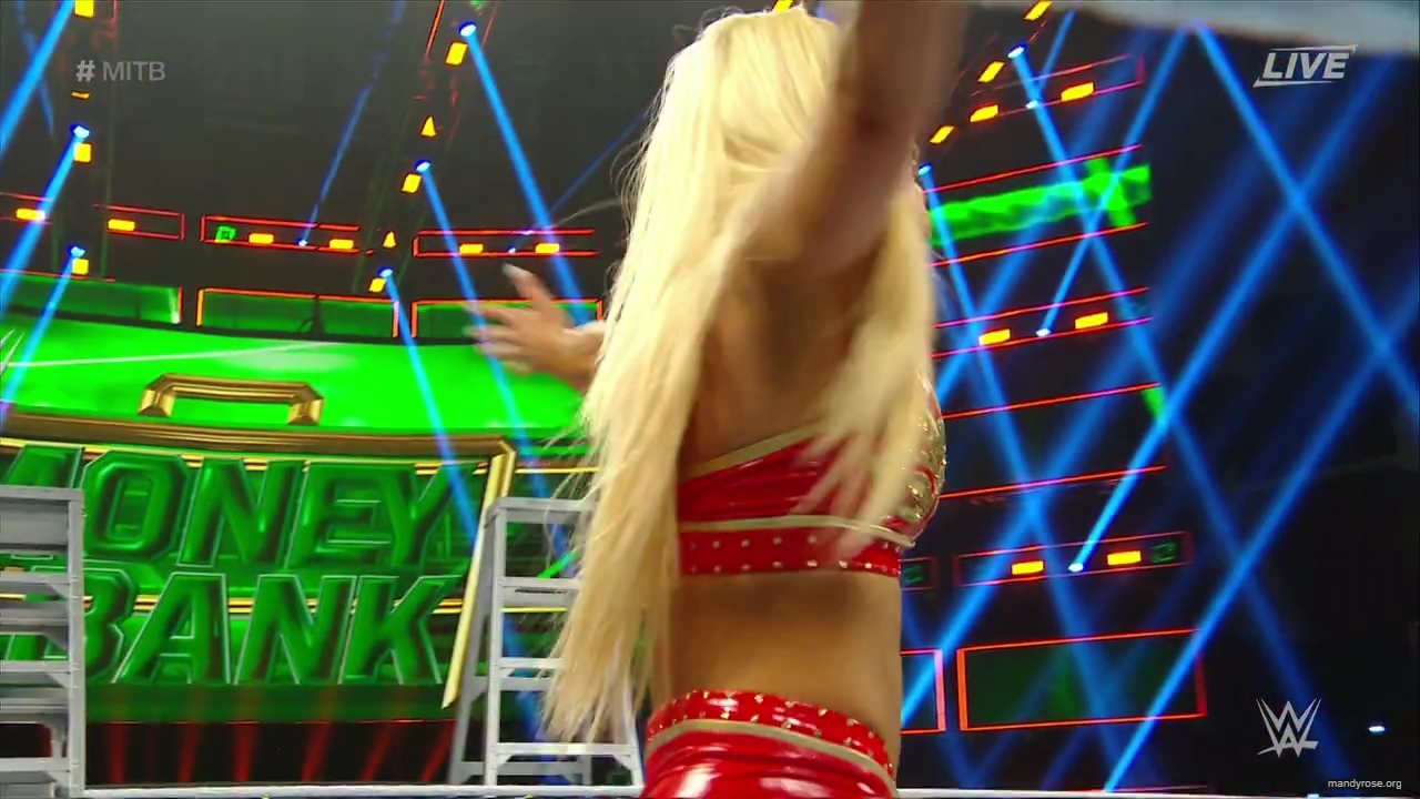WWE_Money_In_The_Bank_2019_PPV_720p_WEB_h264-HEEL_mp40181.jpg