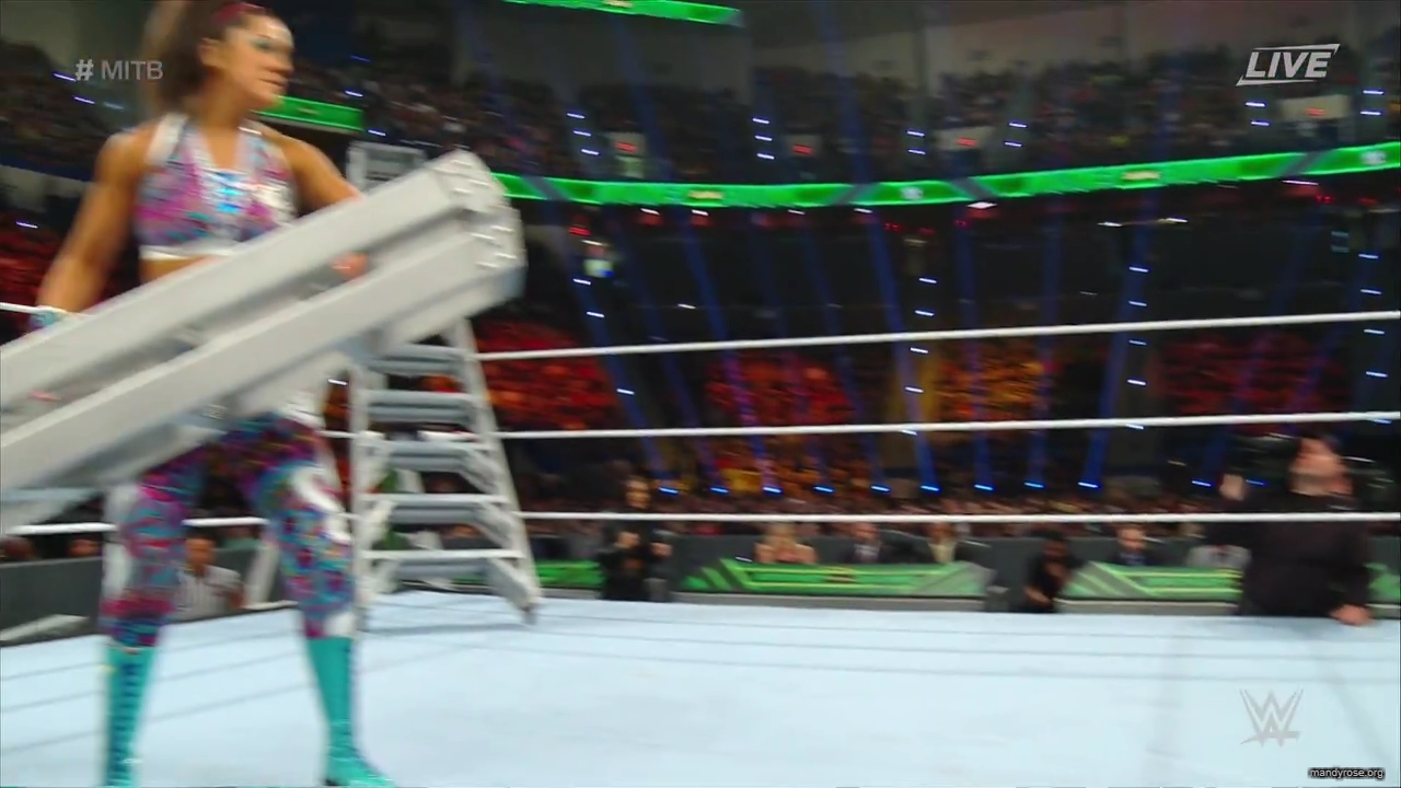 WWE_Money_In_The_Bank_2019_PPV_720p_WEB_h264-HEEL_mp40185.jpg