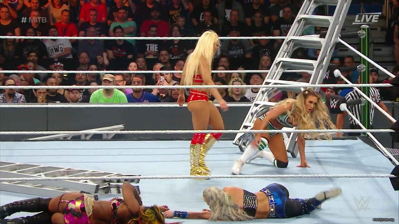 WWE_Money_In_The_Bank_2019_PPV_720p_WEB_h264-HEEL_mp40222.jpg