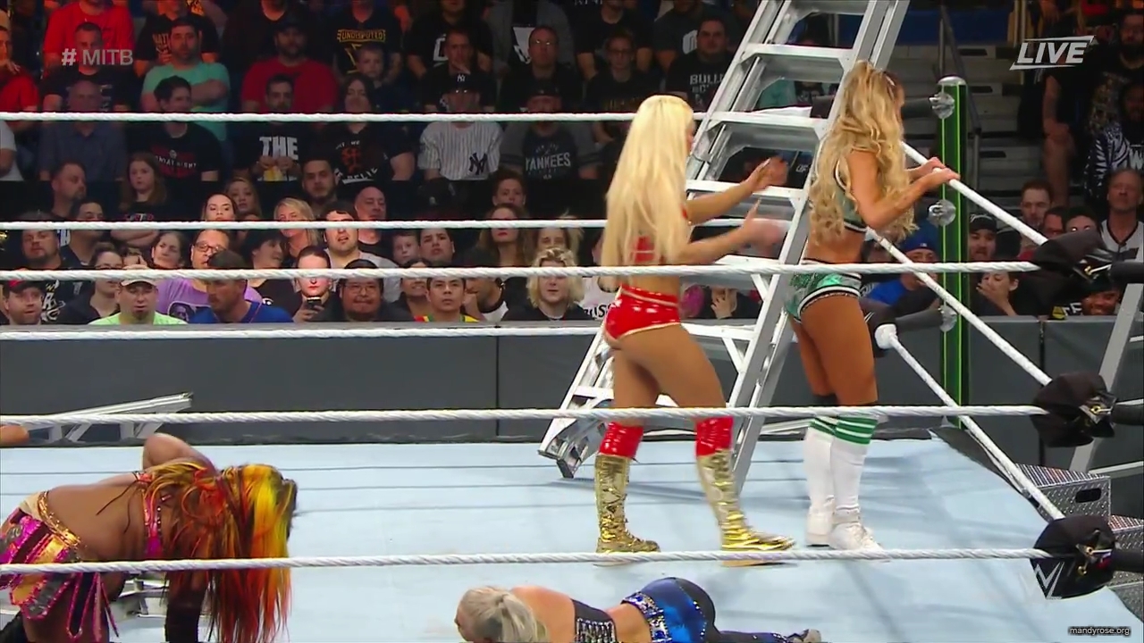 WWE_Money_In_The_Bank_2019_PPV_720p_WEB_h264-HEEL_mp40230.jpg