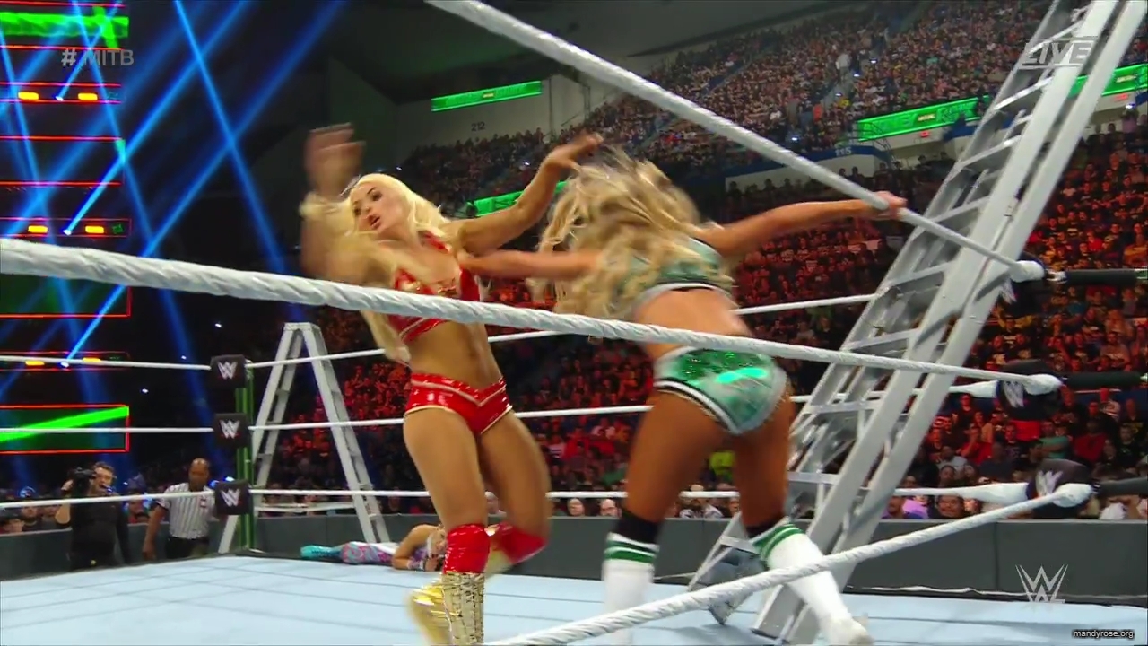 WWE_Money_In_The_Bank_2019_PPV_720p_WEB_h264-HEEL_mp40232.jpg