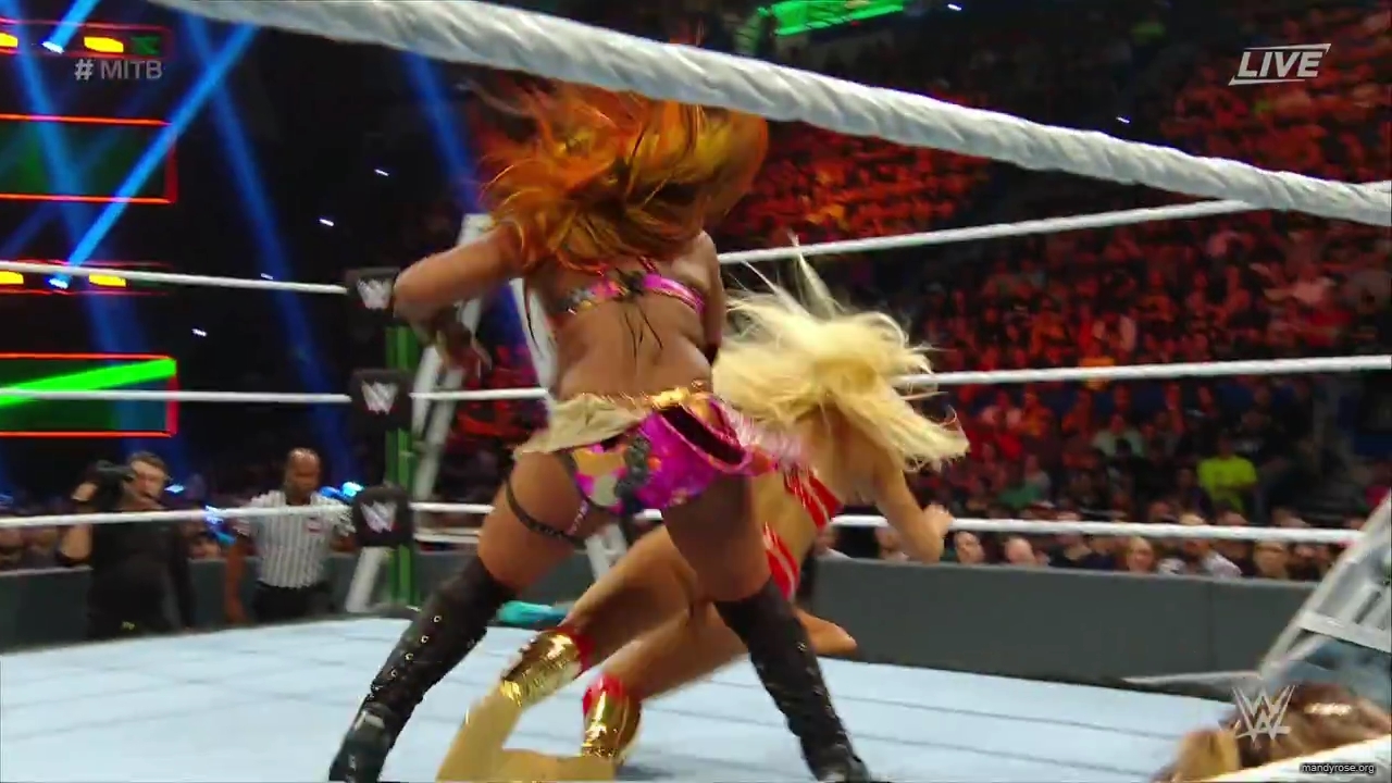 WWE_Money_In_The_Bank_2019_PPV_720p_WEB_h264-HEEL_mp40234.jpg