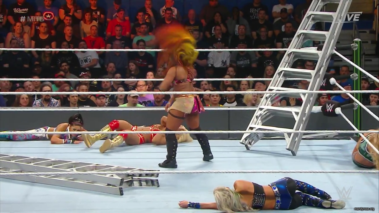 WWE_Money_In_The_Bank_2019_PPV_720p_WEB_h264-HEEL_mp40235.jpg