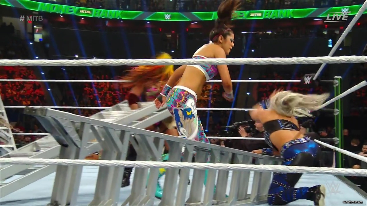 WWE_Money_In_The_Bank_2019_PPV_720p_WEB_h264-HEEL_mp40246.jpg