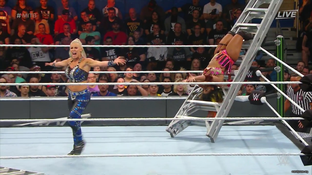 WWE_Money_In_The_Bank_2019_PPV_720p_WEB_h264-HEEL_mp40252.jpg