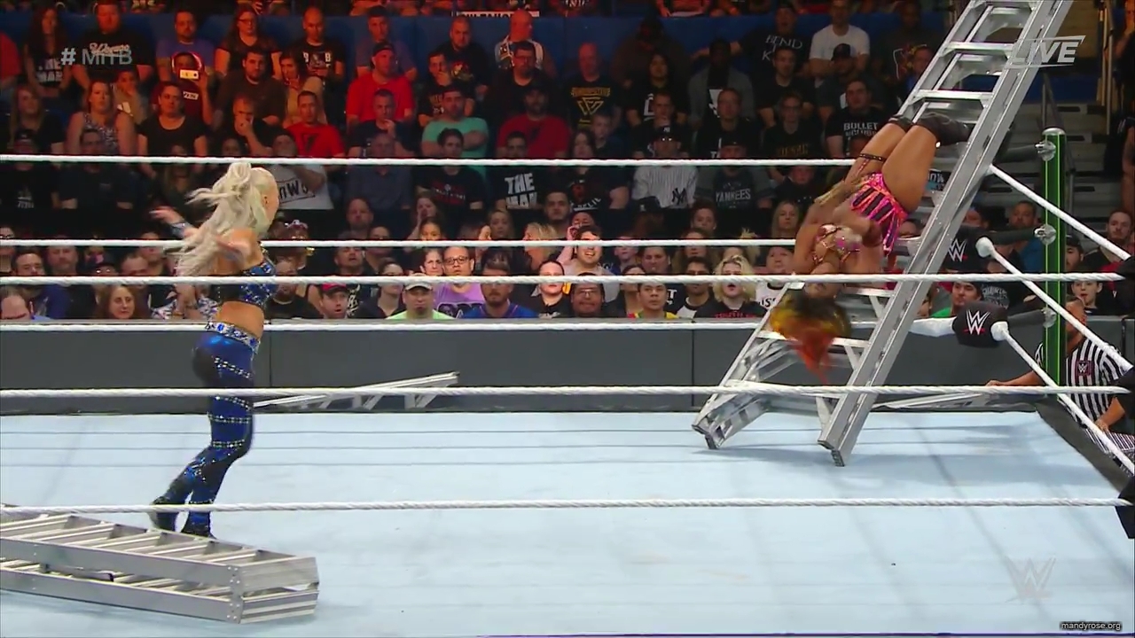 WWE_Money_In_The_Bank_2019_PPV_720p_WEB_h264-HEEL_mp40253.jpg