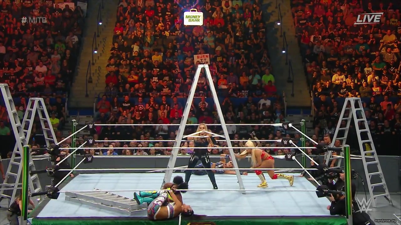 WWE_Money_In_The_Bank_2019_PPV_720p_WEB_h264-HEEL_mp40254.jpg