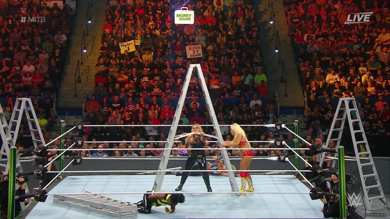 WWE_Money_In_The_Bank_2019_PPV_720p_WEB_h264-HEEL_mp40256.jpg