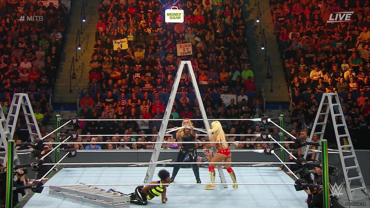 WWE_Money_In_The_Bank_2019_PPV_720p_WEB_h264-HEEL_mp40257.jpg