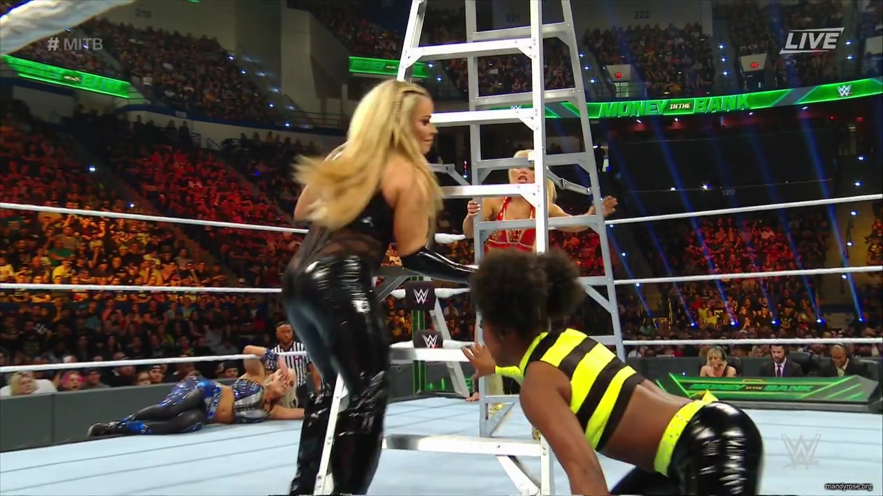 WWE_Money_In_The_Bank_2019_PPV_720p_WEB_h264-HEEL_mp40260.jpg