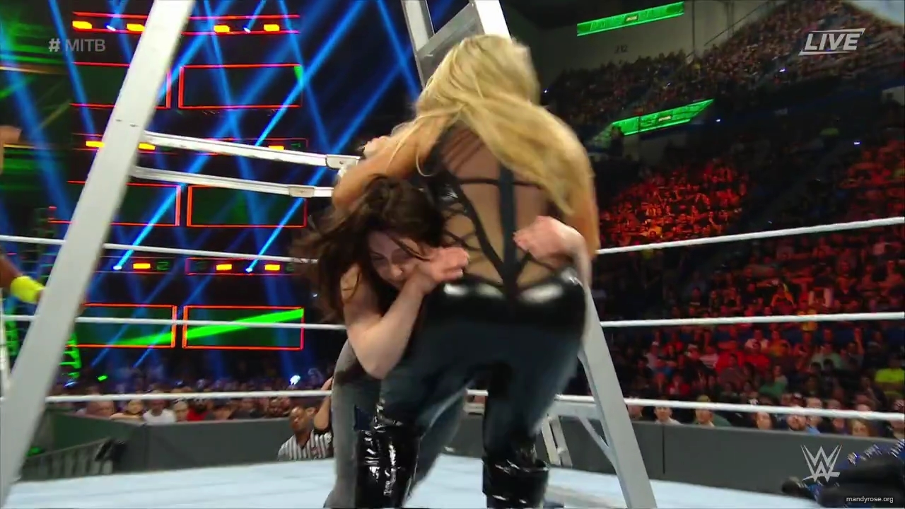 WWE_Money_In_The_Bank_2019_PPV_720p_WEB_h264-HEEL_mp40267.jpg