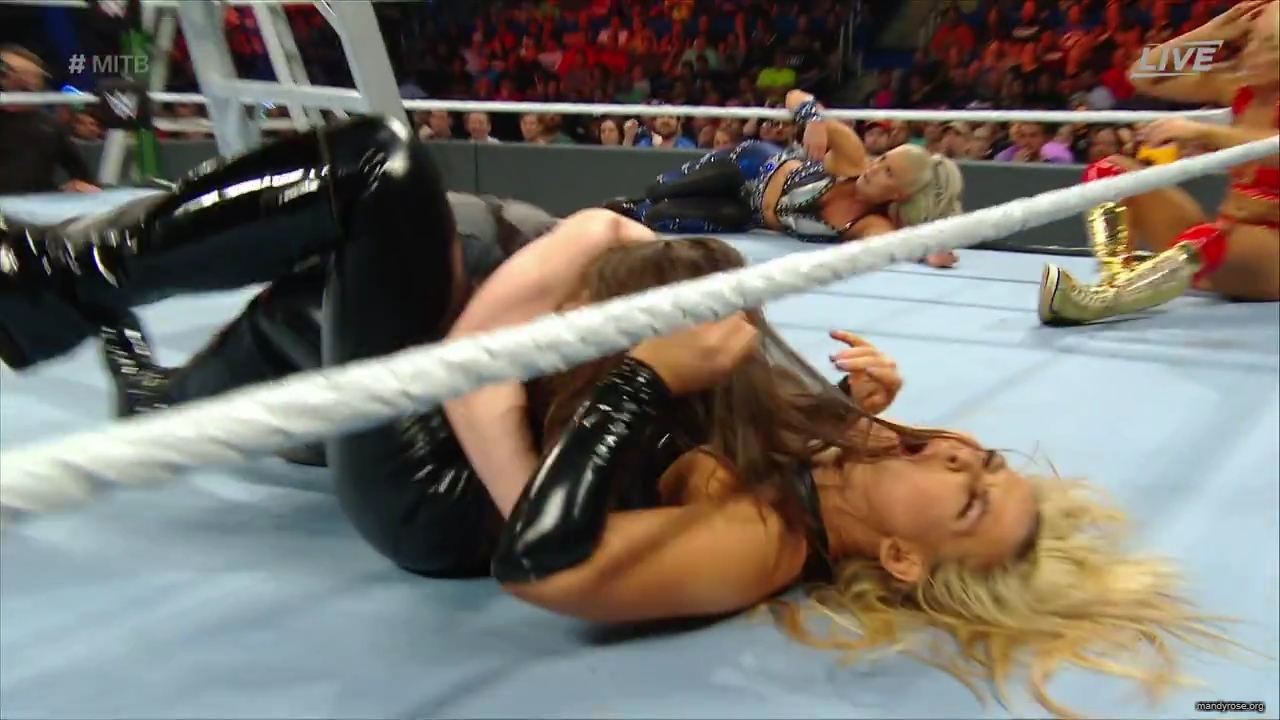 WWE_Money_In_The_Bank_2019_PPV_720p_WEB_h264-HEEL_mp40268.jpg