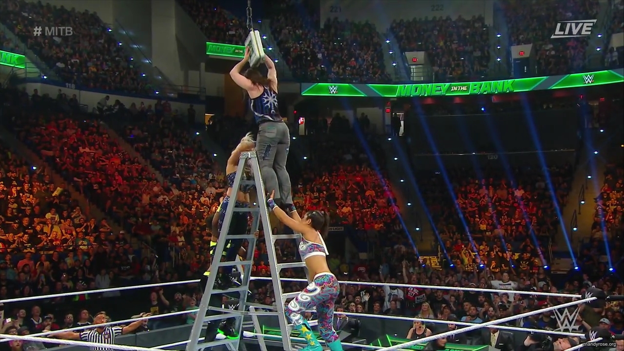 WWE_Money_In_The_Bank_2019_PPV_720p_WEB_h264-HEEL_mp40276.jpg