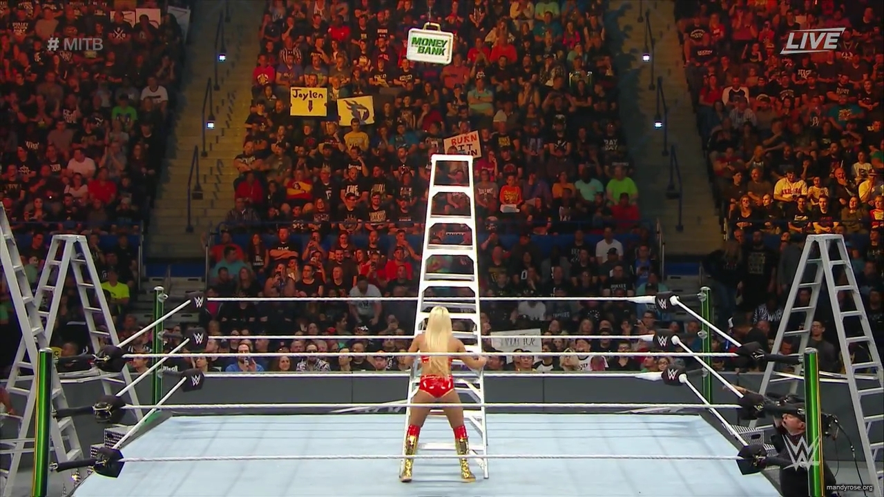 WWE_Money_In_The_Bank_2019_PPV_720p_WEB_h264-HEEL_mp40359.jpg