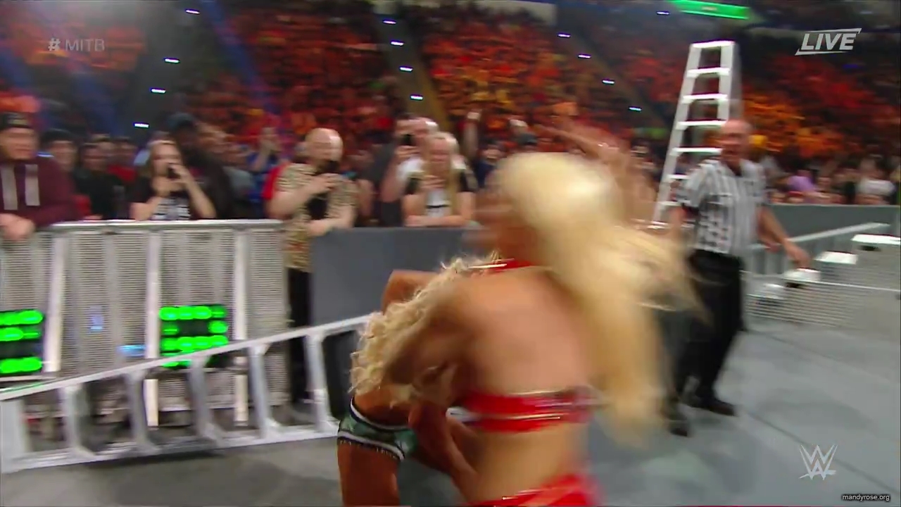 WWE_Money_In_The_Bank_2019_PPV_720p_WEB_h264-HEEL_mp40369.jpg