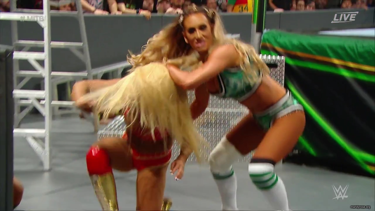 WWE_Money_In_The_Bank_2019_PPV_720p_WEB_h264-HEEL_mp40383.jpg