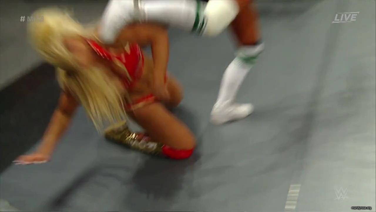 WWE_Money_In_The_Bank_2019_PPV_720p_WEB_h264-HEEL_mp40388.jpg