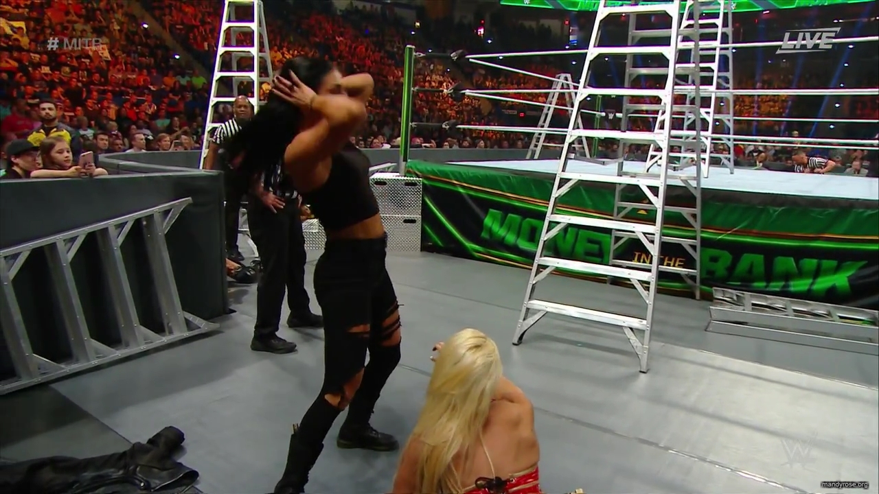 WWE_Money_In_The_Bank_2019_PPV_720p_WEB_h264-HEEL_mp40449.jpg