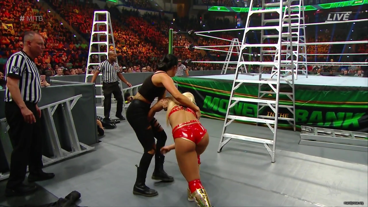 WWE_Money_In_The_Bank_2019_PPV_720p_WEB_h264-HEEL_mp40455.jpg
