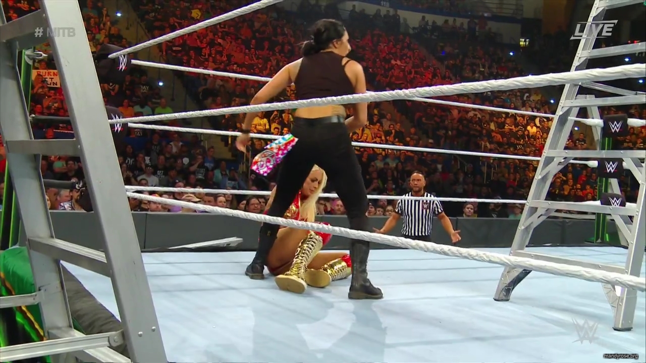 WWE_Money_In_The_Bank_2019_PPV_720p_WEB_h264-HEEL_mp40465.jpg