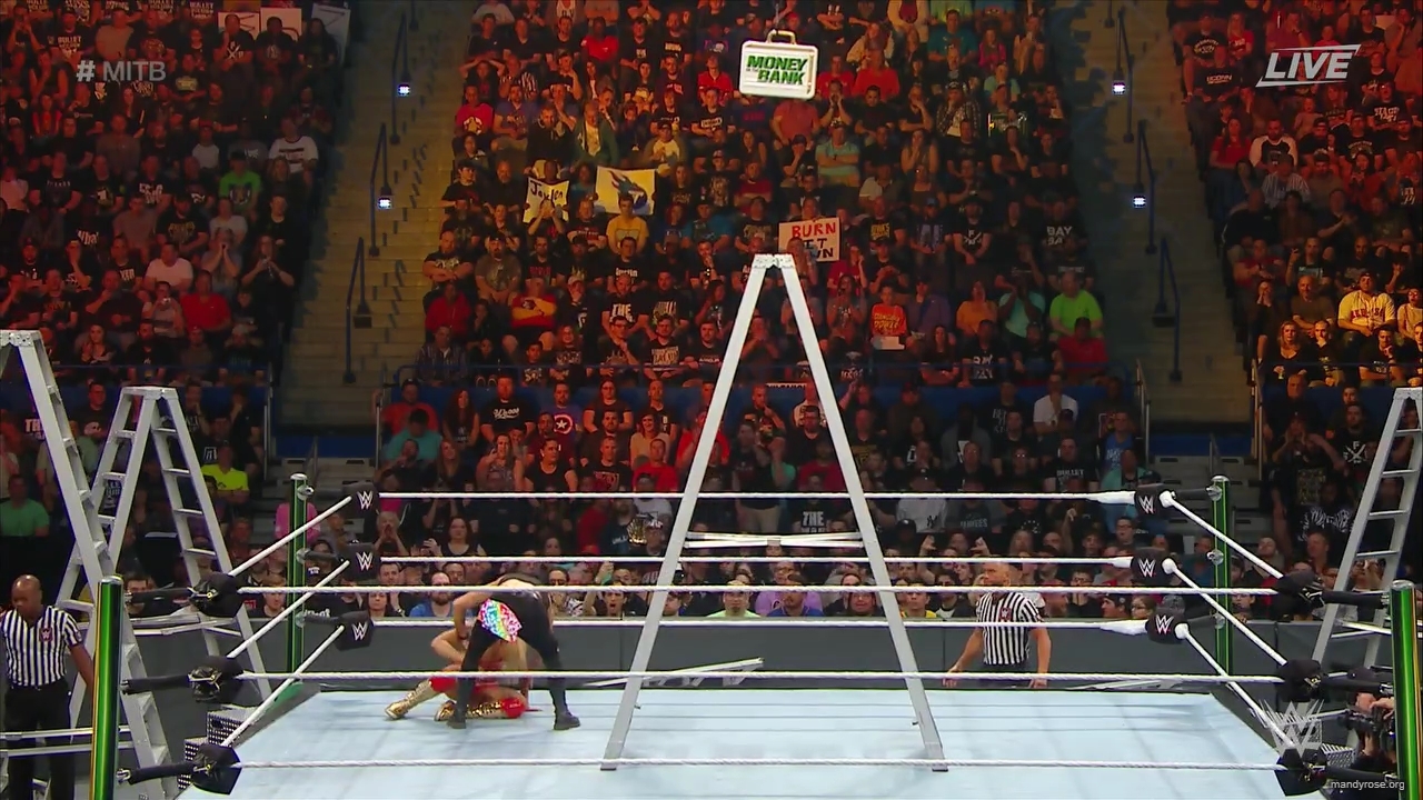 WWE_Money_In_The_Bank_2019_PPV_720p_WEB_h264-HEEL_mp40468.jpg