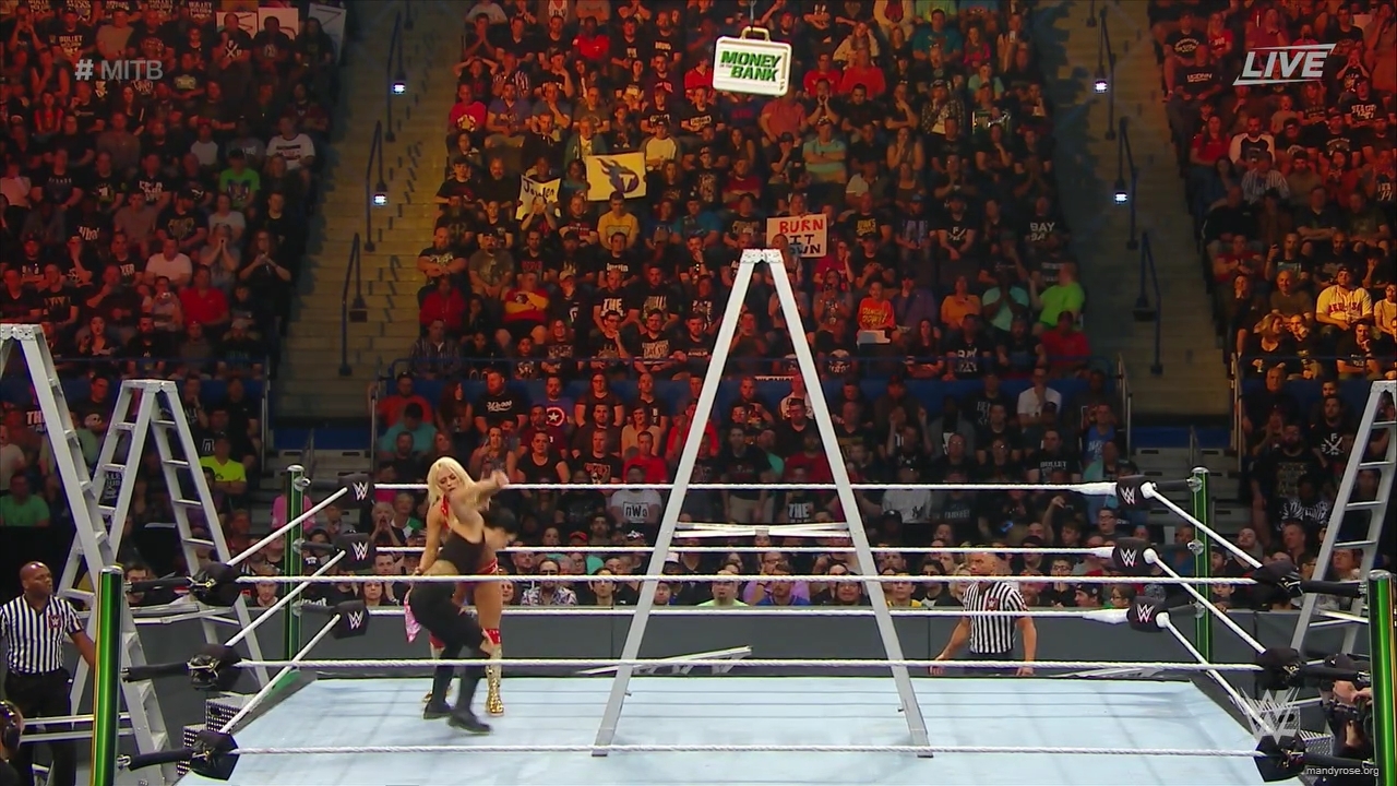 WWE_Money_In_The_Bank_2019_PPV_720p_WEB_h264-HEEL_mp40470.jpg