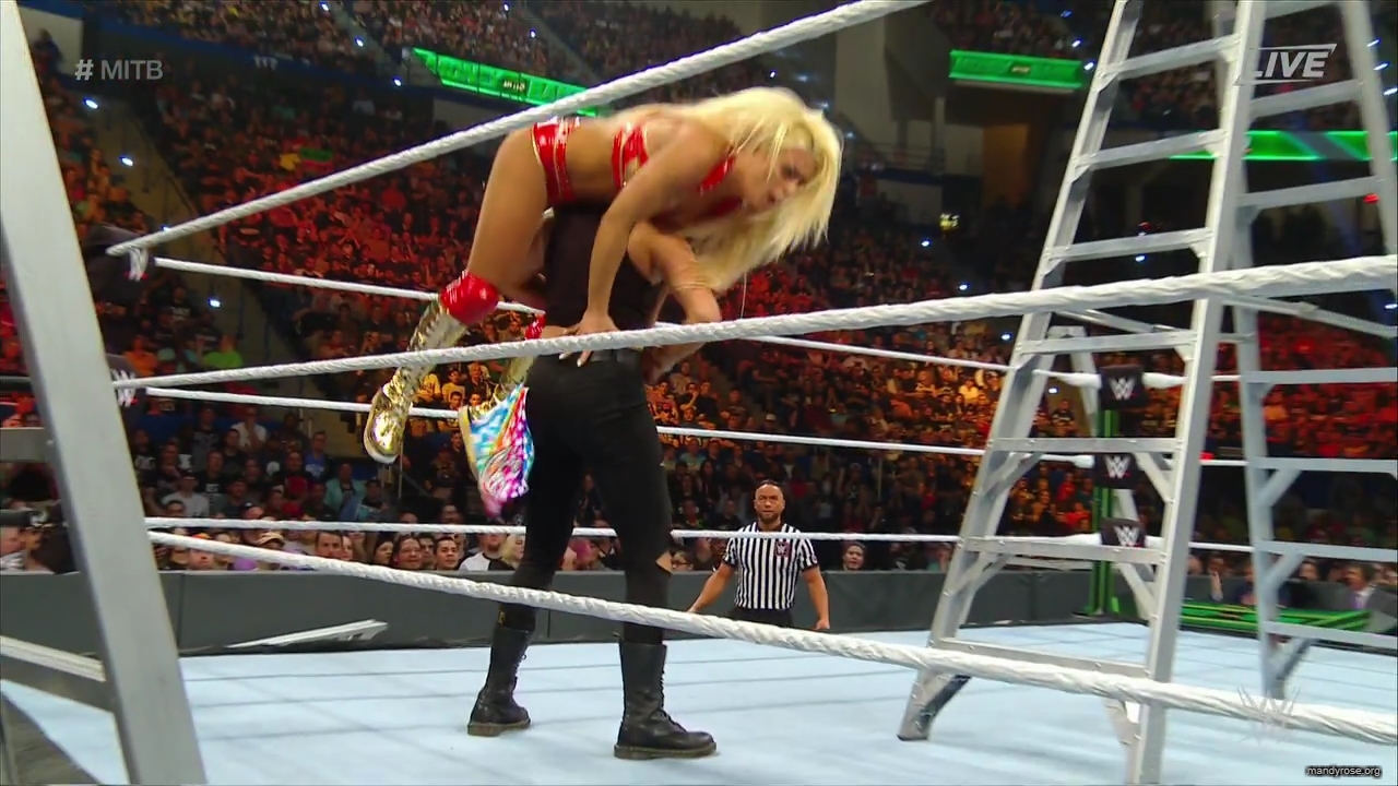 WWE_Money_In_The_Bank_2019_PPV_720p_WEB_h264-HEEL_mp40471.jpg