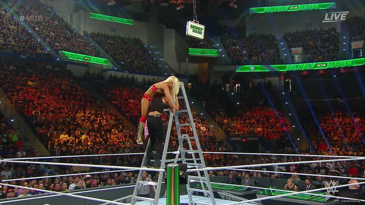WWE_Money_In_The_Bank_2019_PPV_720p_WEB_h264-HEEL_mp40490.jpg