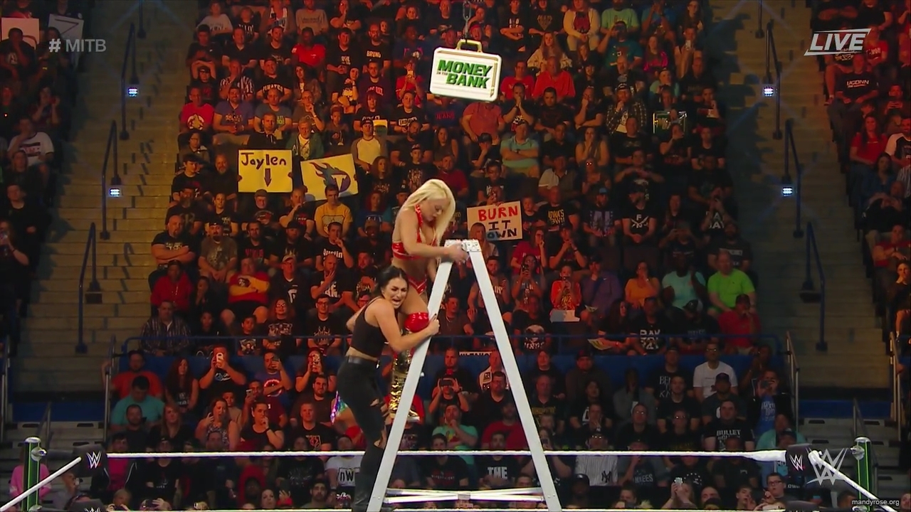 WWE_Money_In_The_Bank_2019_PPV_720p_WEB_h264-HEEL_mp40496.jpg