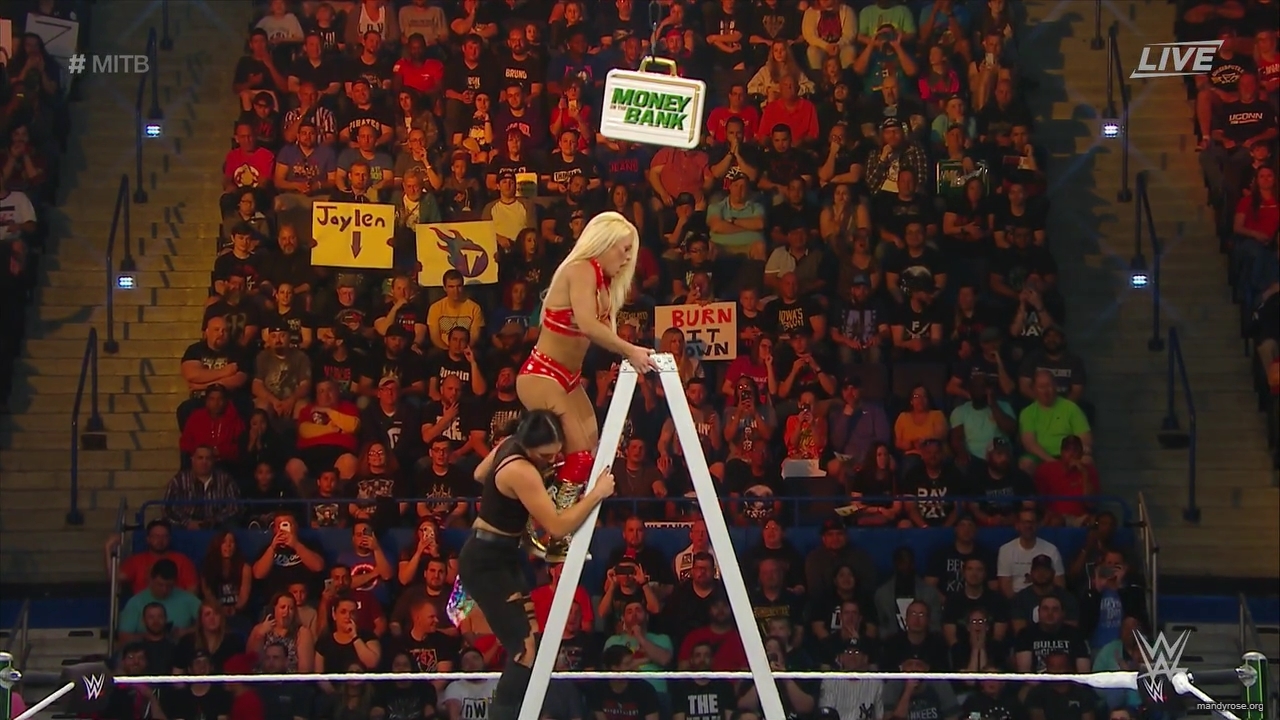 WWE_Money_In_The_Bank_2019_PPV_720p_WEB_h264-HEEL_mp40498.jpg