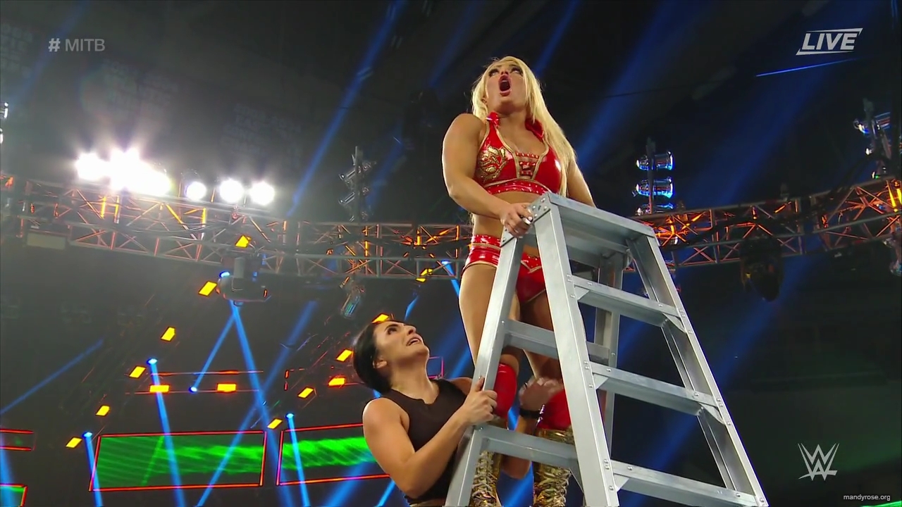 WWE_Money_In_The_Bank_2019_PPV_720p_WEB_h264-HEEL_mp40500.jpg