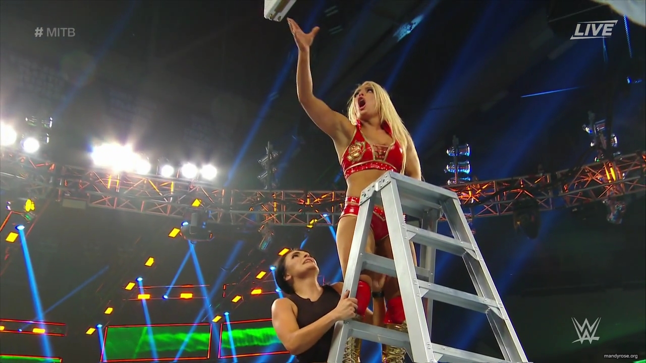 WWE_Money_In_The_Bank_2019_PPV_720p_WEB_h264-HEEL_mp40501.jpg
