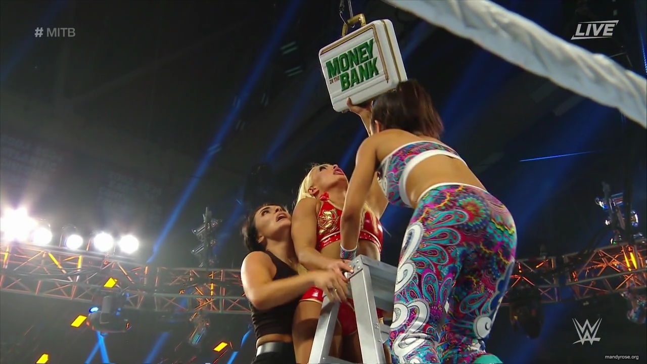 WWE_Money_In_The_Bank_2019_PPV_720p_WEB_h264-HEEL_mp40507.jpg