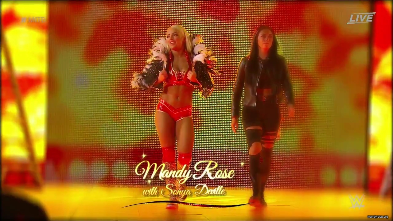 WWE_Money_In_The_Bank_2019_PPV_720p_WEB_h264-HEEL_mp42213.jpg