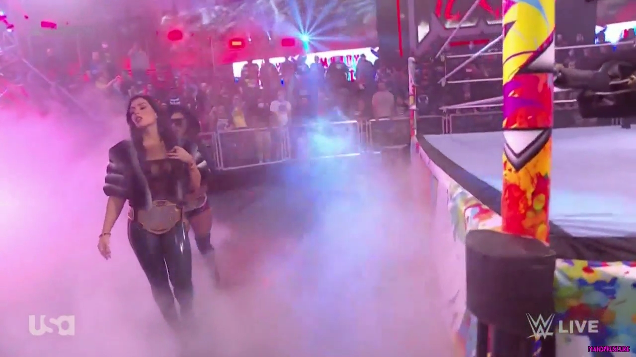 WWE_NXT_2_0_2021_12_07_720p_HDTV_x264-NWCHD_mp40776.jpg
