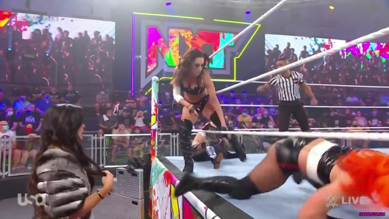 WWE_NXT_2_0_2021_12_07_720p_HDTV_x264-NWCHD_mp40946.jpg